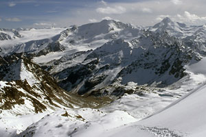 Blick auf Weiseespitze und Weikugel