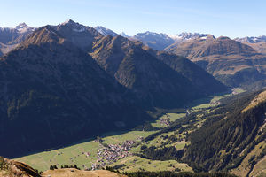 Holzgau und Griestaler Spitze