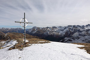 Gipfelkreuz am stlichen Maroikopf