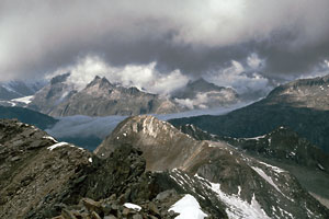 Gipfelblick zum Grimselpass