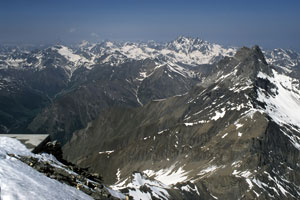 Gipfelpanorama im Westen