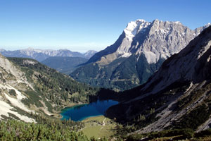 Seebensee mit Wetterstein