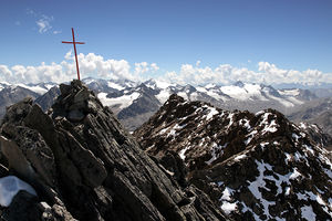 Vorderer Brochkogel, Gipfelkreuz