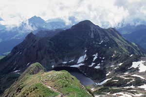 Wildalpsee und Henne